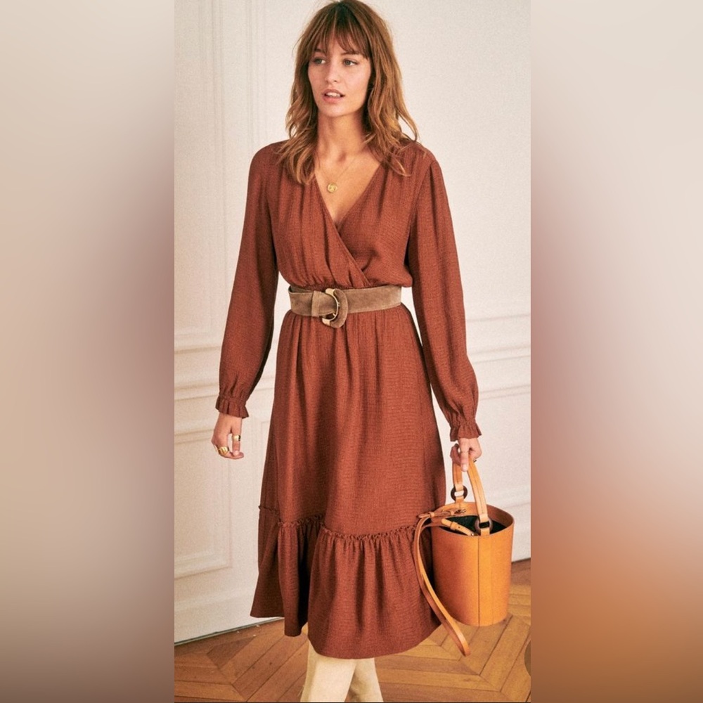 Sezane Tatiane Midi Textured Dress V-neck Ruffle Boho Quiet Luxury , size 6 US